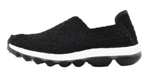 4. BERNIE MEV รองเท้าผ้าใบเพื่อสุขภาพ Gummies Gem รุ่น BM800200SW-B000